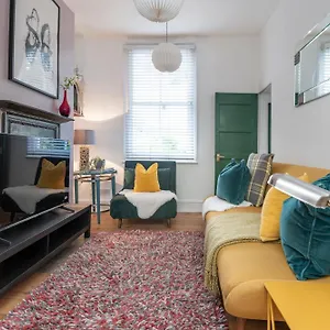  Apartment Chic 1-bed Garden Flat, London, Convenient For Tower Bridge, Great Public Transport United Kingdom